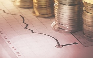 Bulgaria&#039;s government deficit and debt decreased last year compared to 2014