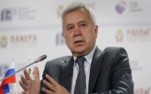Russia’s Lukoil Considering Sale of Oil Refineries in Europe, Alekperov Says