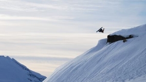 Hundreds of Tourists Arrive in Bulgaria’s Bansko for the Snowboard World Cup