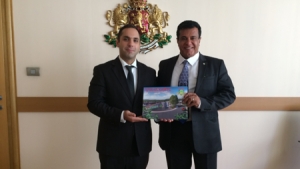 Mr Emil Karanikolov the Minister of Economy Met Mr Avinoam Katrieli President of BCCBI